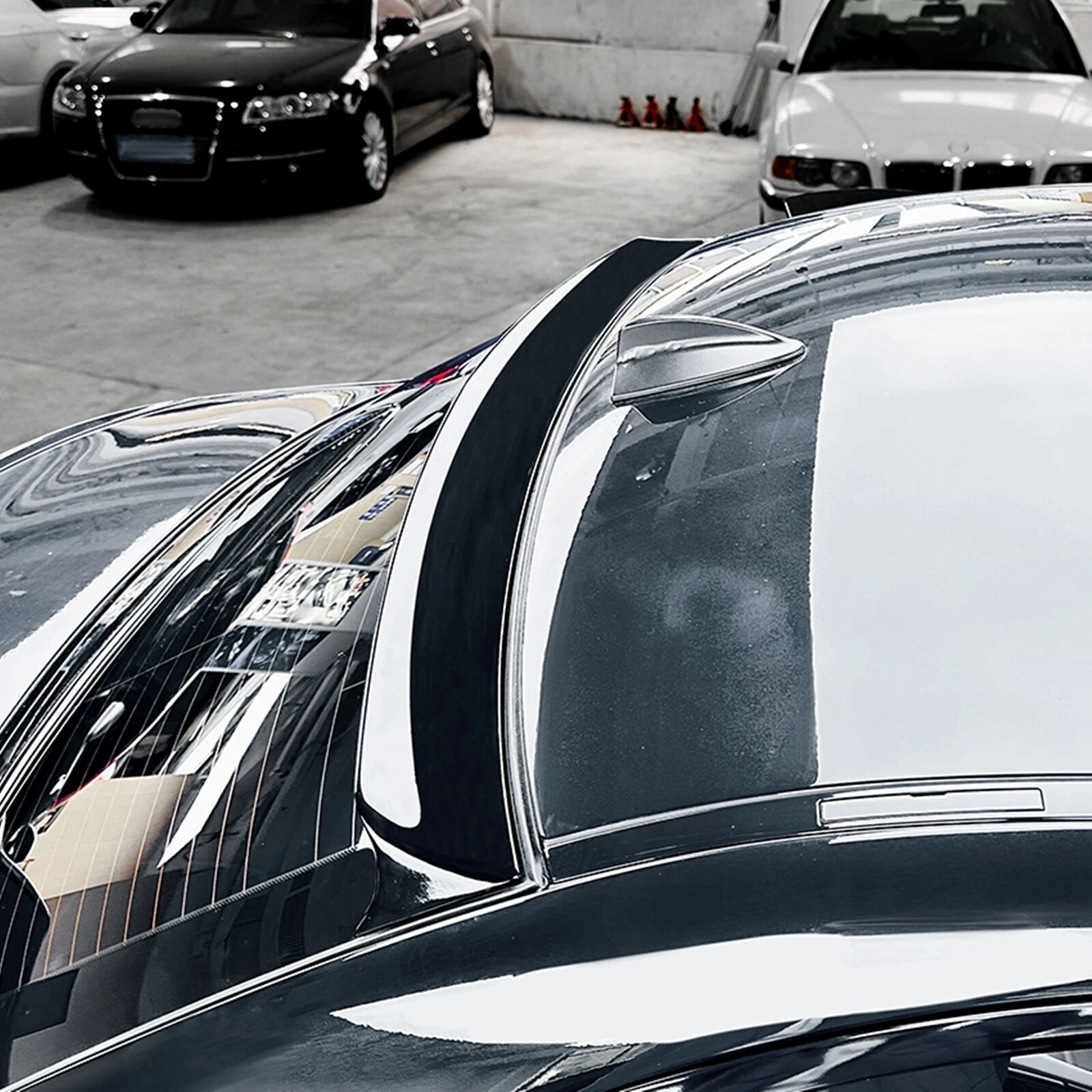 BMW 1 Series E82 Coupe Rear Roof Spoiler – Gloss Black BMW BMW 1 Series E82 Coupe Rear Roof Spoiler – Gloss Black - Image 4